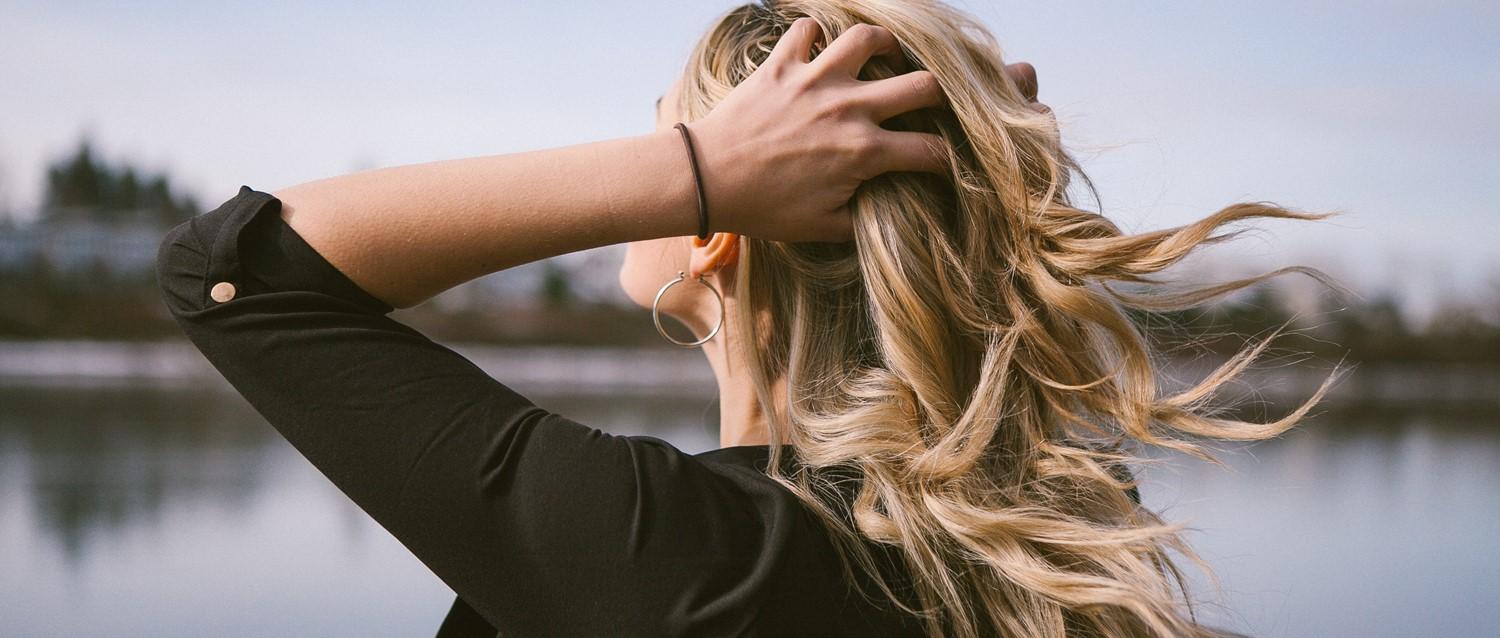 Can dandruff and an itchy scalp lead to hair loss?