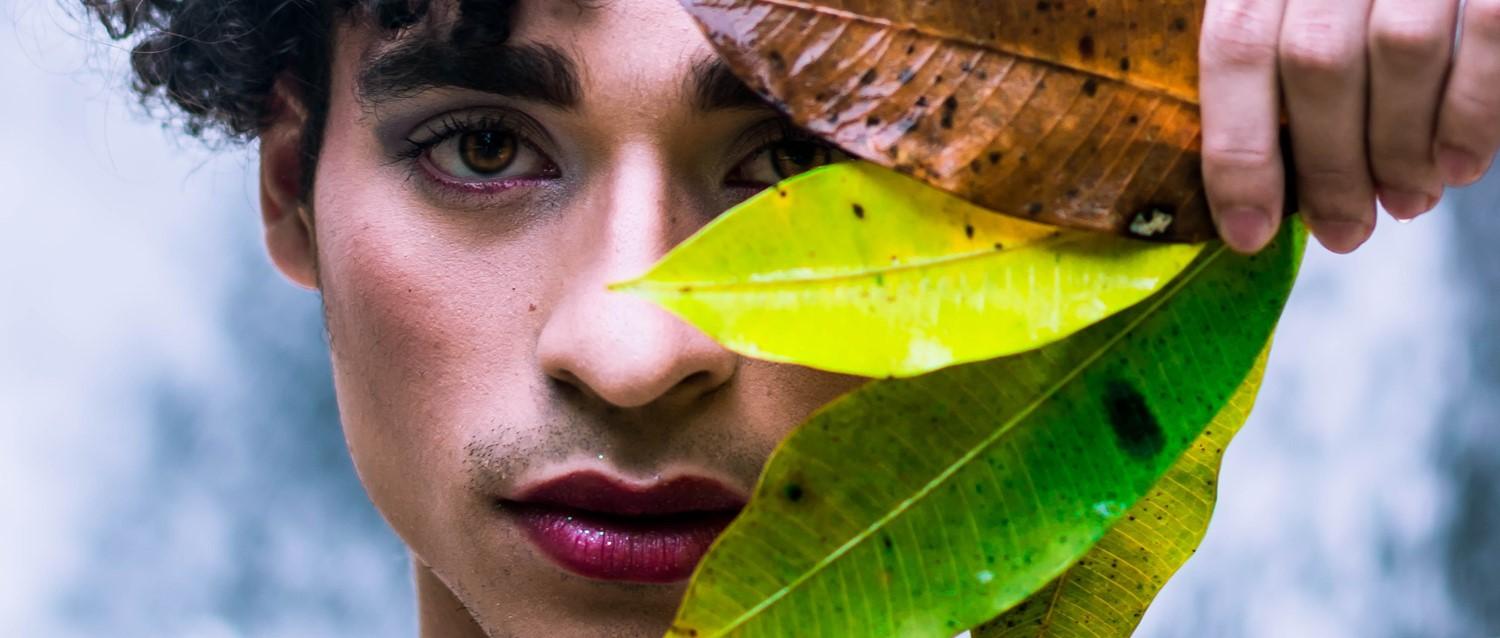 Does wearing make-up give you acne?